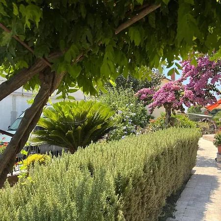 Ferienhaus Lyra Trogir